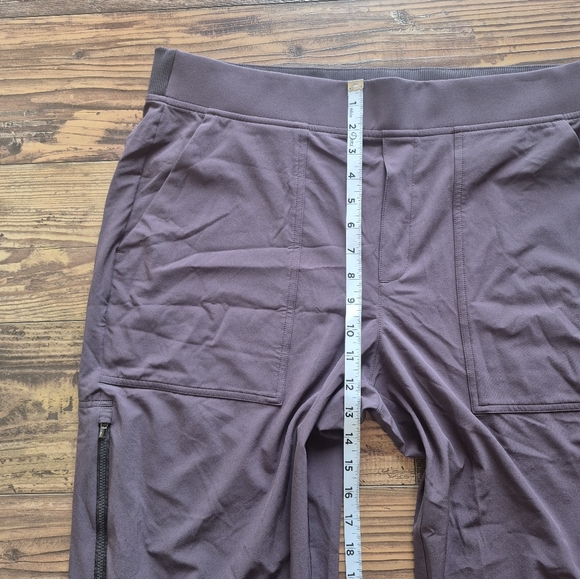 Athleta Brooklyn Ankle Utility Pant Size 16 - Picture 7 of 10